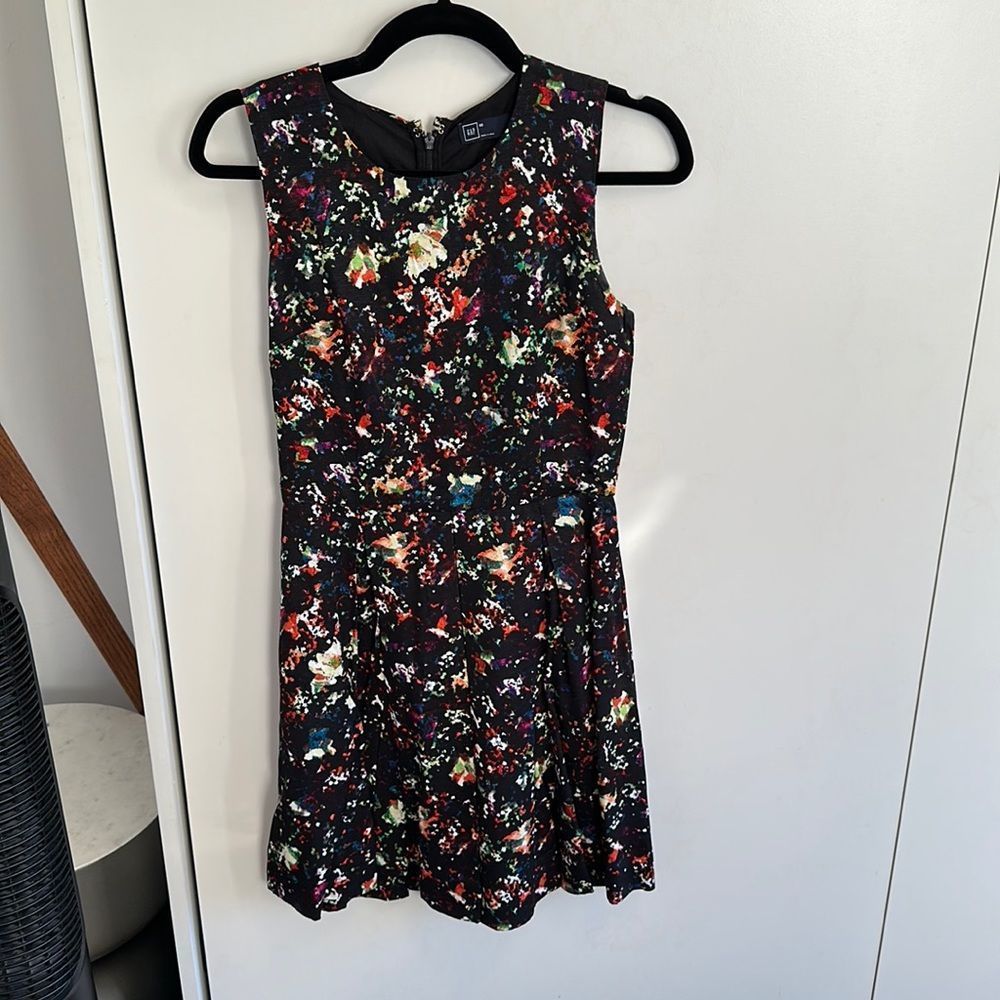 GAP - fit and flare Multicolored black dress - Size 2